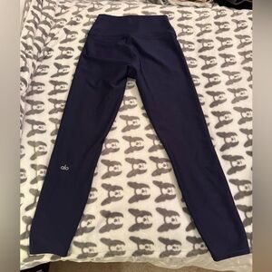 Alo 7/8 high waist air lift legging.